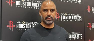 Not wanting to stagnate, Ime Udoka is full of expectations for the Rockets' performance in the new season.
