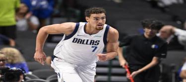 Dwight Powell returns to the Mavericks for his 12th season.